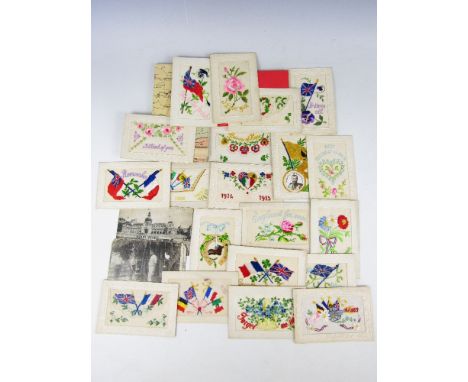 A quantity of First World War silk and other postcards