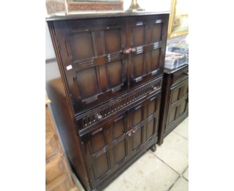 Ercol Dark Elm fitted drinks cabinet
