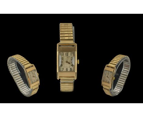 Waltham 1930's Stylish 9ct Gold Cased Mechanical Wrist Watch of Rectangular Form, Hallmarked to Interior of Back Cover with L