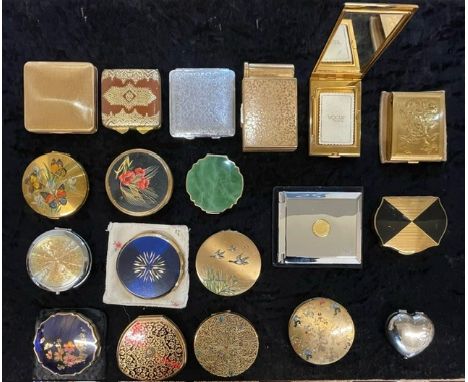 Collection of Vintage Compacts, mainly Stratton, various designs, including enamel decorated, floral, bird, stone set, etc. O