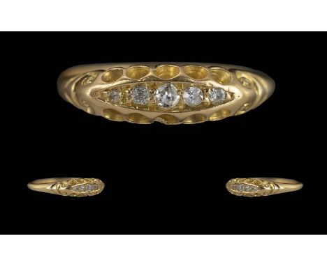 18ct Gold Antique Five Stone Diamond Ring, weight 3.60 grams, ring size O.