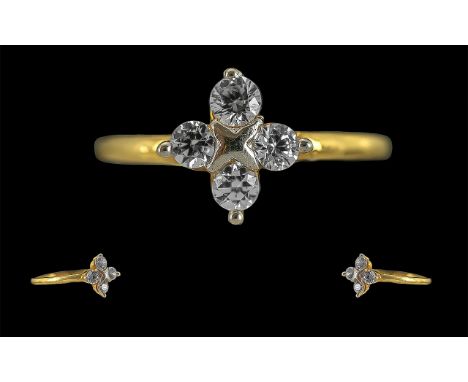Ladies Petite 18ct Gold 4 Stone Diamond Set Ring. The Four Well Matched Round Faceted Diamonds of Pleasing Colour / Clarity. 