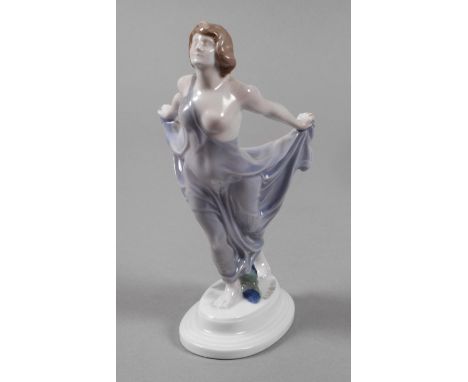 Rosenthal ”Tänzerin”Entwurf Ferdinand Liebermann 1912, signiert, grüne Stempelmarke mit Zusatz Selb-Bavaria um 1920, Prägenum