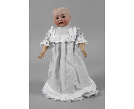 Kämmer &amp;amp; Reinhardt Porzellankopfpuppe Charaktermädchen ab 1914, gemarkt K Stern R Simon &amp;amp; Halbig 128 32, Bisk
