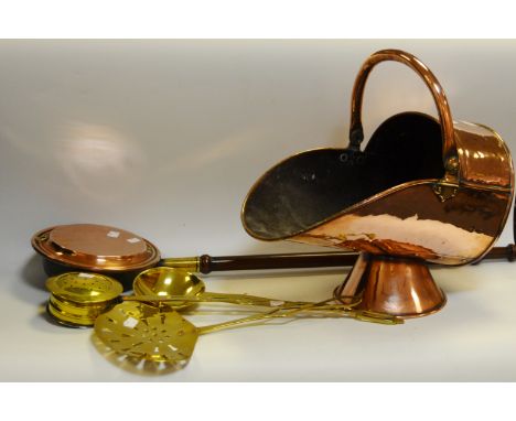 Metalware - a copper helmet shaped coal bucket; a copper warming pan; a brass skillet; ladle;  etc (5)
