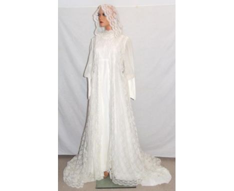 Ladies Cupid Vintage 1970's Wedding Dress with lace hooded cloak & train, labelled size 16 