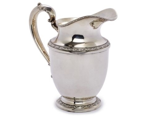 Wasserkanne/ Pitcher, Amerika um 1920.Sterlingsilber. Fa. Frank. M. Whiting Co., Dekor "Talisman Rose". Weit bauchiger, glatt