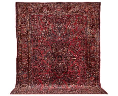 Saruk-Teppich, Amerika 1. Hälfte 20. Jh.362 x 274 cm. Fransen ausgeknüpft. Randeinfassung m. Defekten, belaufen