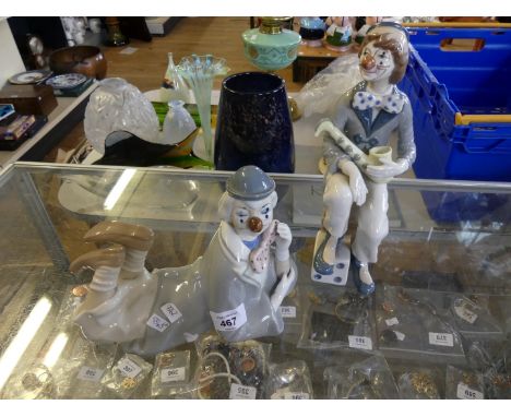 Two Lladro style model clowns, marked 'Cascades' to bases 