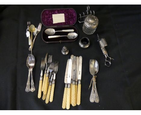 A mixed lot of various silver and silver-plated items to include a pair of mother of pearl handled presentation spoons, salt 