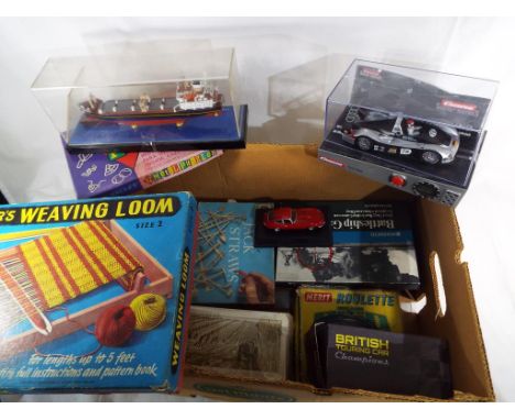 A good mixed lot of vintage toys and table board games to include, Roulette by Merit, Hex colour matching game, Battleships, 