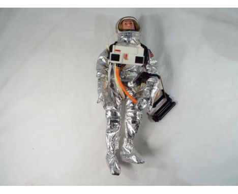 Action Man by Palitoy - a series one Action Man Astronaut dressed in Mercury Space Suit with accessories ca 1967 - Est £30 - 