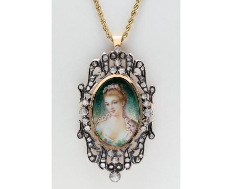 Elizabethan brooch-pendant, 19th century. In 18 kt yellow gold. with silver sights. Center with a miniature with a female por