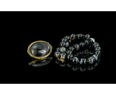 Vintage Beaded Agate Necklace &amp; Brooch, necklace approx. 20" long, matching oval brooch with yellow metal surround, 2" x 