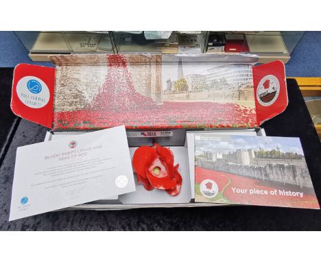 Ceramic Poppy Commemorating the Centenary of the Start of the First World War 1914.  One of 888,246 poppies made for the art 