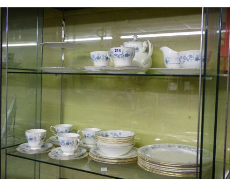 COLCLOUGH BRAGANZA PART TEA SERVICE