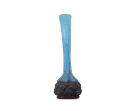 VERRERIES D'ART LORRAIN FOR DAUM, ART NOUVEAU GLASS VASE CIRCA 1910-19 with tapered neck to lobe moulded body, in mottled blu