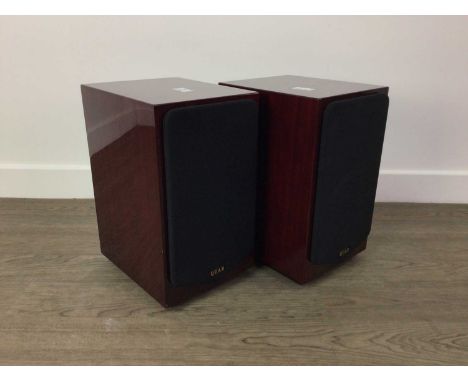 QUAD, PAIR OF 12L2 SPEAKERS 30-200 watt, 6 ohmsNot tested, light general wear, some scuffs, scratches and marks to veneer, im