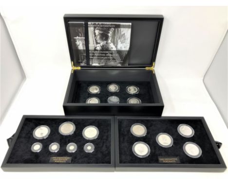 The London Mint Office - The Queen Elizabeth II Longest Reigning Monarch Portrait Collection, sterling silver proof quality f