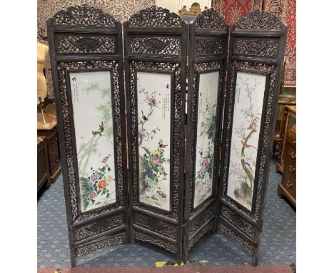 LARGE PORCELAIN CHINESE 4 SECTION SCREEN