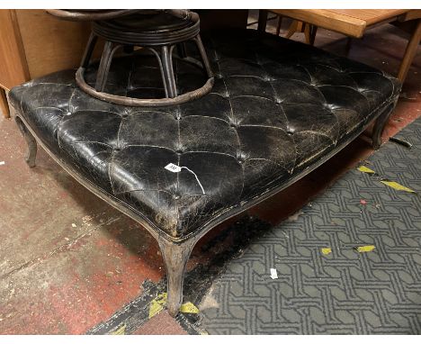 LARGE BUTTON BACK STOOL