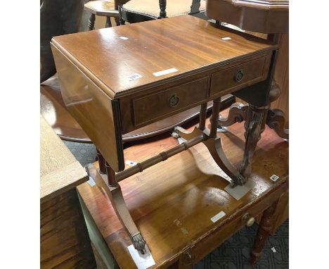 DROP LEAF SOFA TABLE