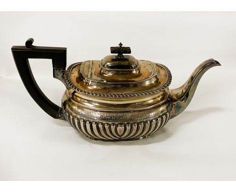 STERLING SILVER TEAPOT 716 GRAMS APPROX