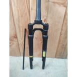 LUTU 700C BIKE SUSPENSION FORK, 100X12MM, BLACK, NEW (NO BOX)
