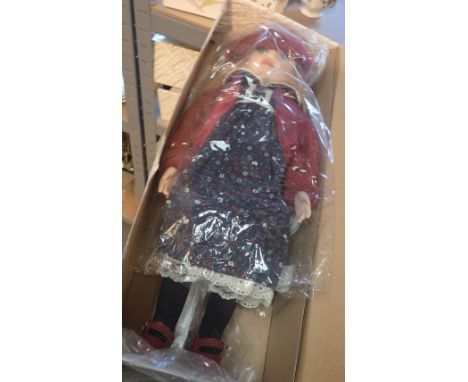 Collection of mainly Alberon boxed ceramic dolls