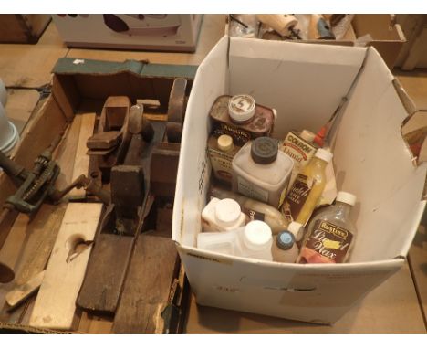 Box of mixed vintage tools and related items 