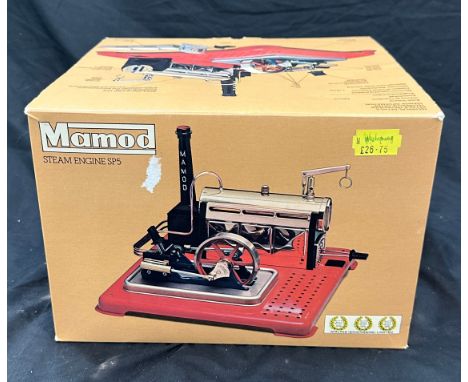 Boxed Mamod steam engine SP5 