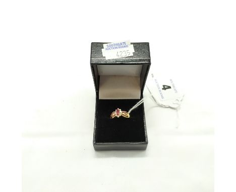 18CT GOLD RUBY &amp; DIAMOND RING - SIZE L