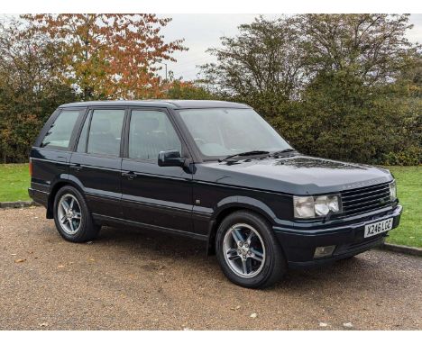 Make & Model:Land Rover, Range Rover HSE Date of Reg:X246LGC Colour:Green cc:4556 MoT:2025-10-26 Fuel Type:Petrol Mileage:711