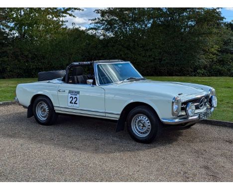 Make &amp; Model:Mercedes, 250 SL  Date of Reg:REU173E Colour:White  cc:2496  Fuel Type:Petrol  Transmission:manual Summary:T