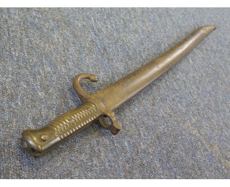 Bayonet Remington rolling block complete with scabbard