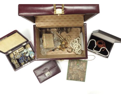 A jewellery box with contents including pearl necklace, evening bag, silver marcasite brooch, Lapis Lazuli bead necklace etc