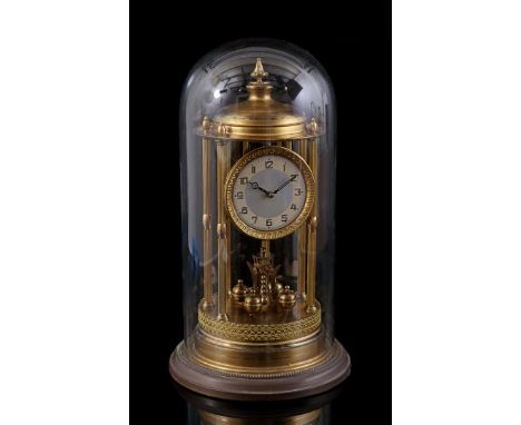 Gold-colored metal and aluminum mantel clock with 5 columns, France 20th century, 40 cm high (pin for weight defect)
