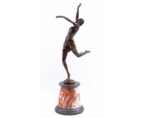 Bronze statue of a dancer, after Bruno Zach, on marble base, in Art Deco style, 64 cm high, weight 8.85 kilos