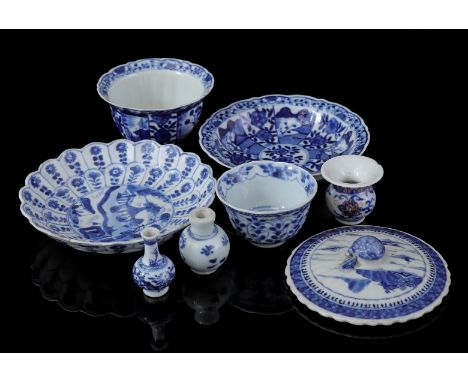 Porcelain contoured dish with blue floral decoration and landscape in heart, marked, China Kangxi period ca. 1700, 14 cm diam