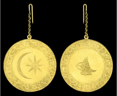 Sultan’s Medal for Egypt 1801, 1st Class, gold, 54mm., with original gold chain and hook suspension, 46.66g, light scuffs, ot