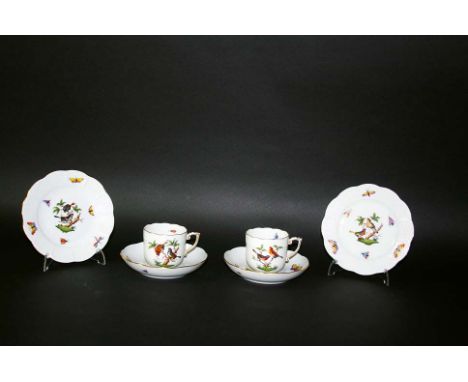 HEREND COFFEE CUPS & SAUCERS - ROTHSCHILD a collection of items in the Rothschild Bird design, including 12 coffee cups, 11 s