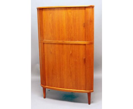 SKOVMAND & ANDERSON - VINTAGE DANISH TEAK COCKTAIL CABINET circa 1960's, the teak cabinet with tambour fronted sliding doors,