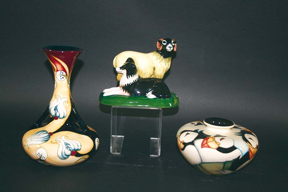 MOORCROFT GROUP SWALEDALE SHEEPDOG a modern Moorcroft group Swaledale