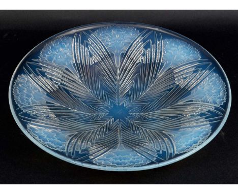 LARGE LALIQUE BOWL - OEILLETS a large opalescent and clear glass bowl in the Oeillets design, designed with Carnation flower 