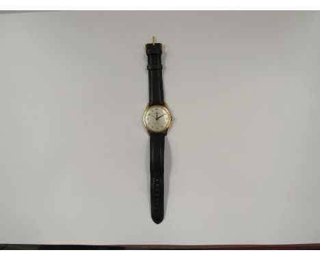 A vintage Accurist gent's wristwatch, anti-magnetic, 21 jewels with a brown leather strap 