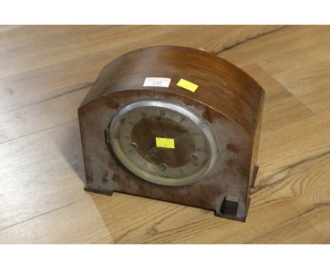 Vintage mantle clock 