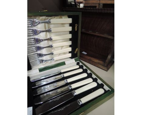 A vintage canteen of fish knife and fork cutlery 