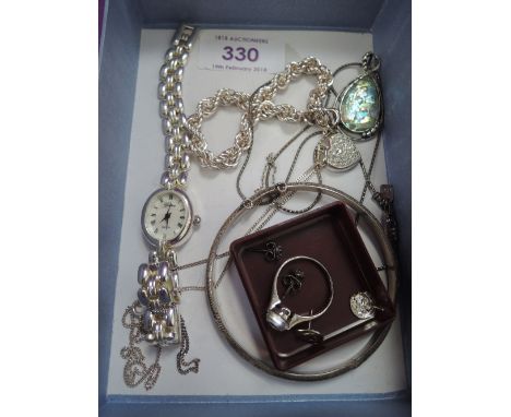A small selection of white metal jewellery stamped 925 including narrow hinged bangle, dress ring, rope chain bracelet, wrist