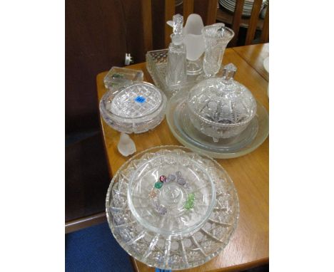 A quantity of cut glass to include a large powder pouffe bowl with lid, together with a Dartington Crystal cake plate