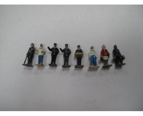 Eight Mainly Post War Hornby "O" Gauge Railway Figures, fair, good